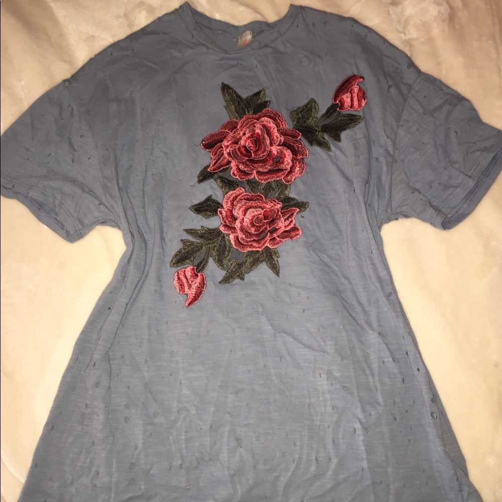 Rose Embroidered T-shirt